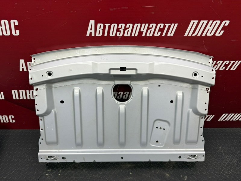 Задняя полка