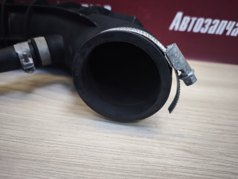 Патрубок воздушного фильтра