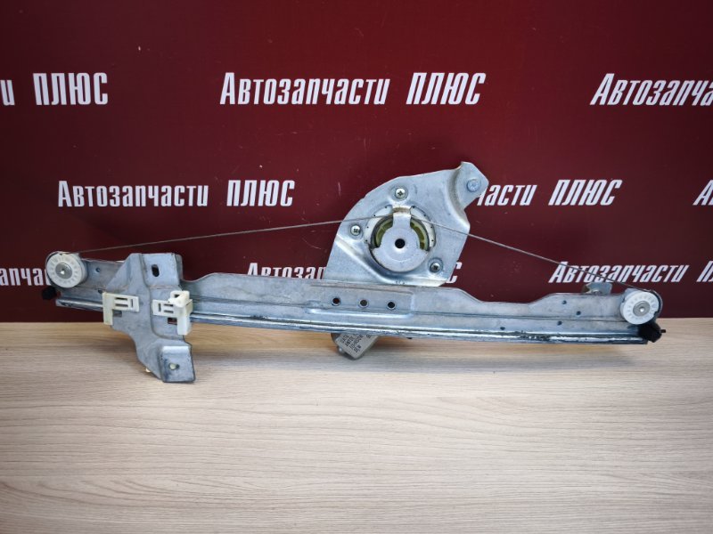 Стеклоподъемник    двери