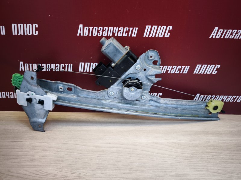 Стеклоподъемник    двери