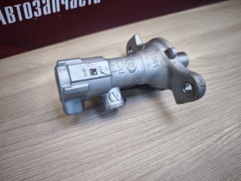 Главный тормозной цилиндр