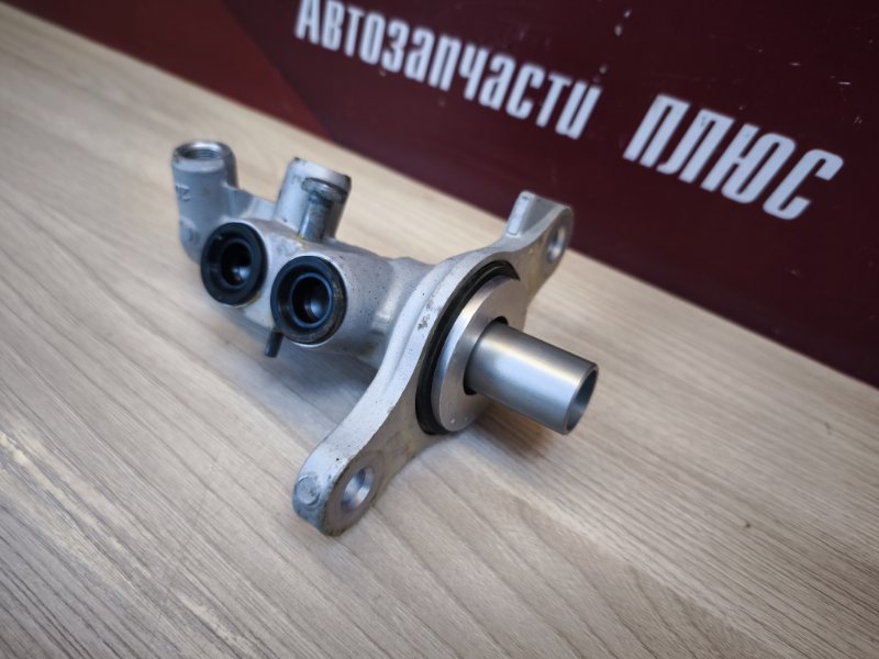 Главный тормозной цилиндр