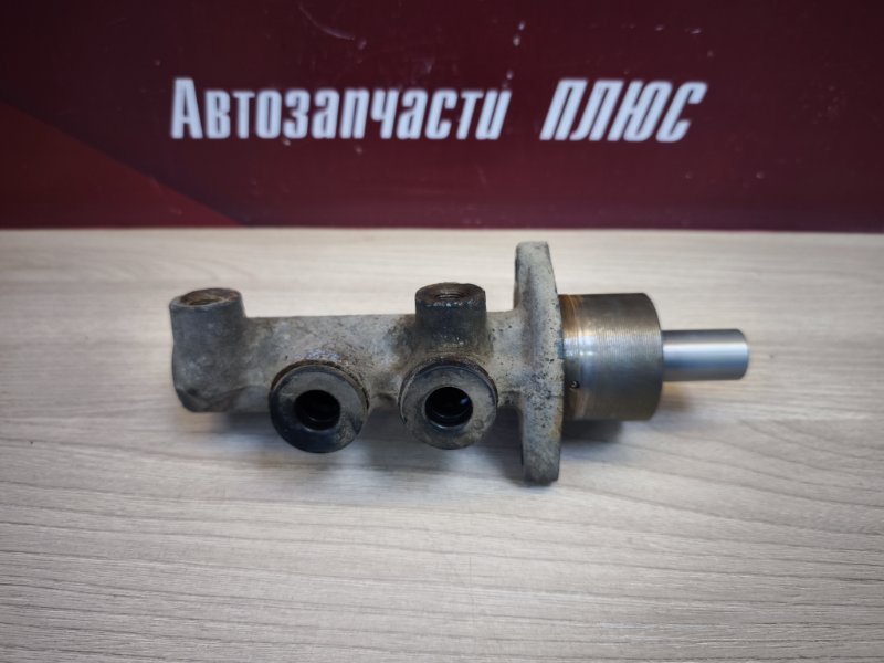 Главный тормозной цилиндр