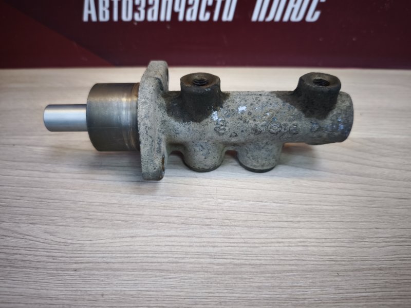 Главный тормозной цилиндр