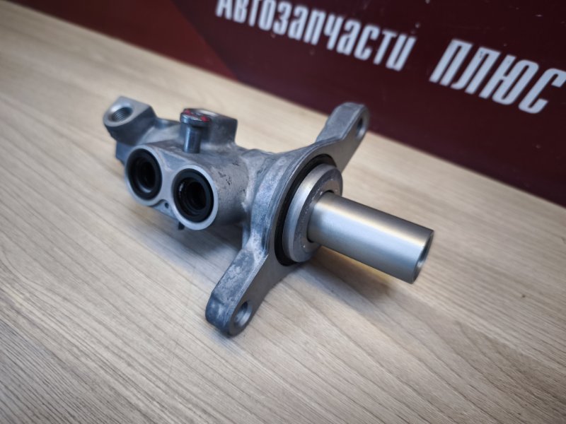 Главный тормозной цилиндр