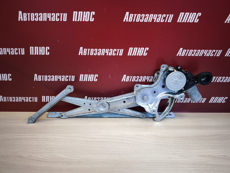 Стеклоподъемник    двери