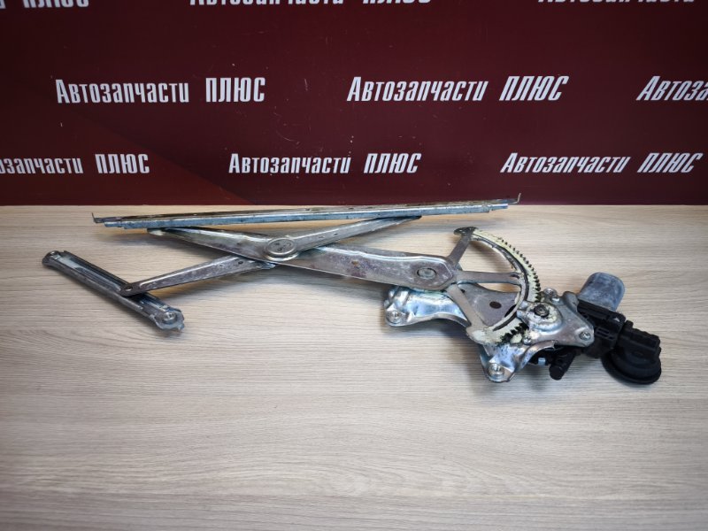 Стеклоподъемник    двери