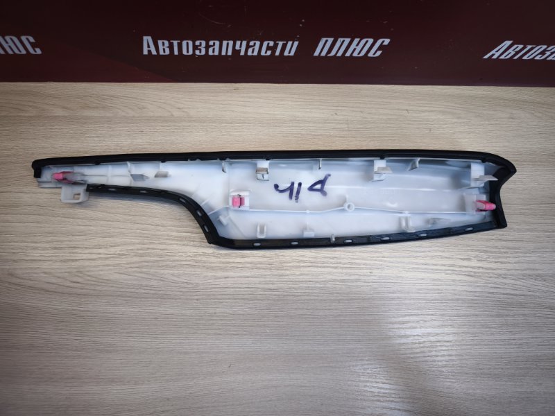 Накладка двери