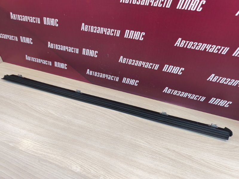 Уплотнитель стекла двери внутренний