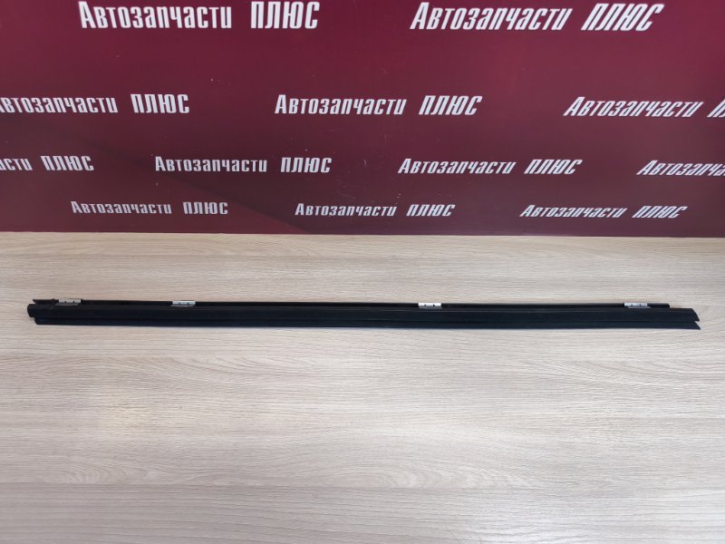 Уплотнитель стекла двери внутренний
