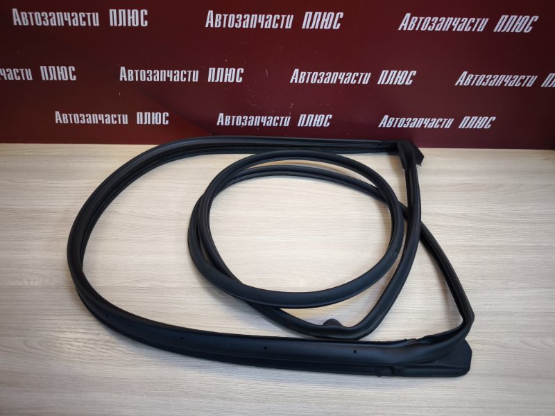 Уплотнитель двери