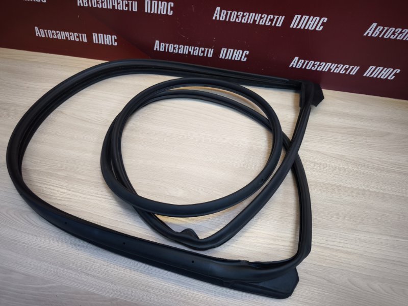 Уплотнитель двери