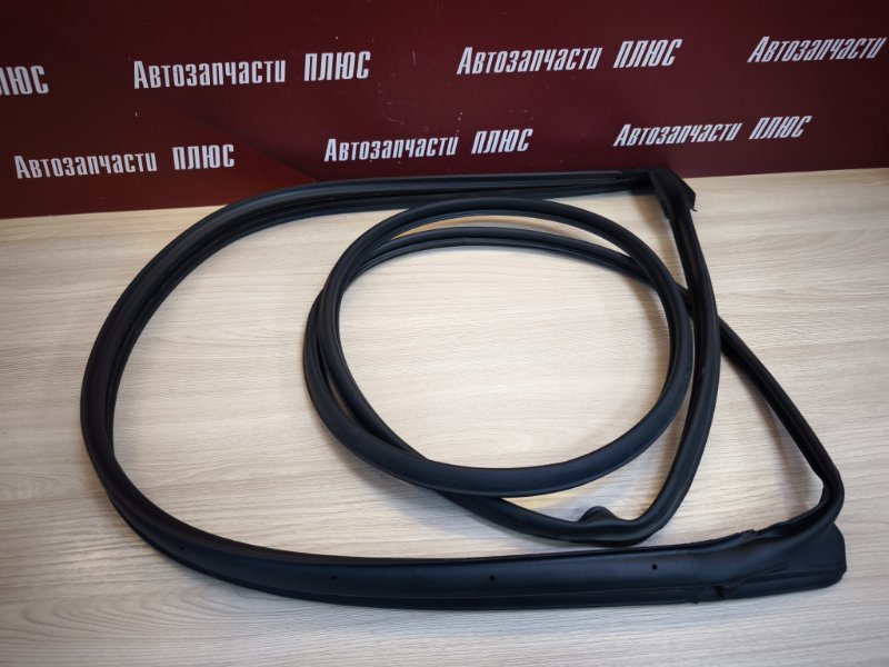 Уплотнитель двери