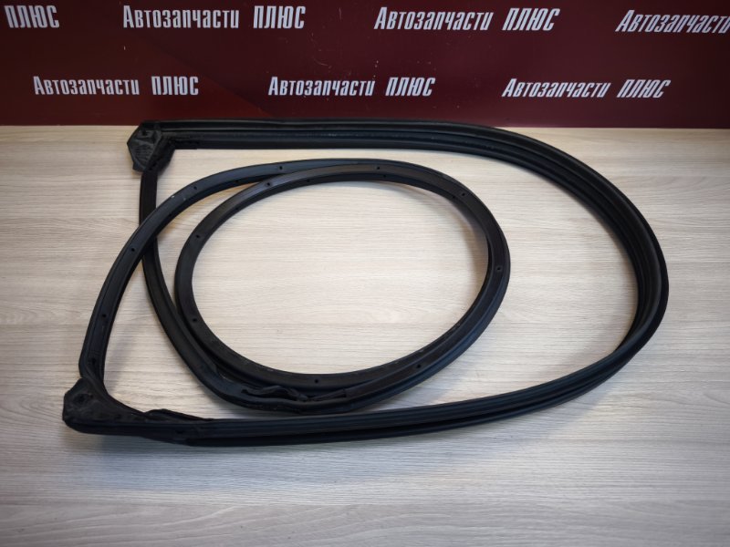 Уплотнитель двери