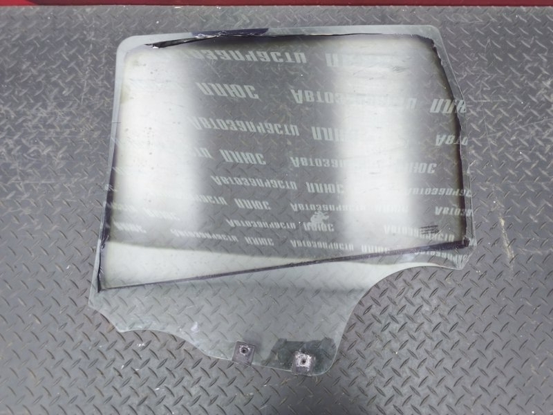 Стекло двери