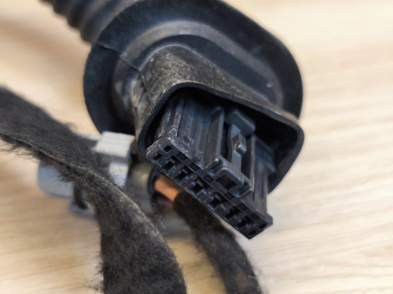 Проводка двери