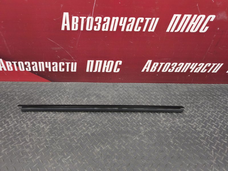 Уплотнитель стекла двери внутренний