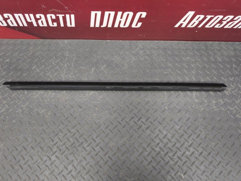 Уплотнитель стекла двери внутренний