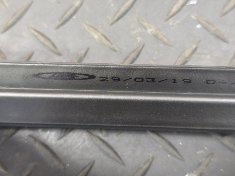 Уплотнитель стекла двери внутренний