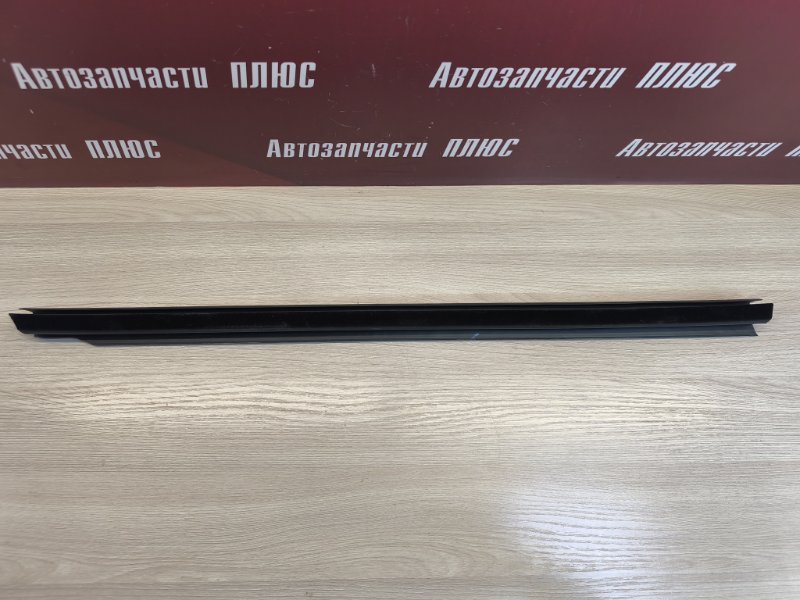 Уплотнитель стекла двери внутренний