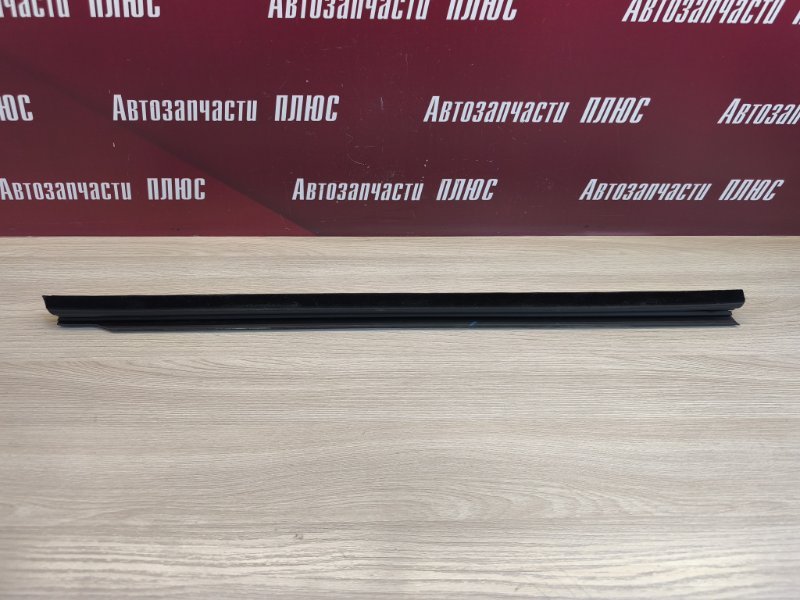 Уплотнитель стекла двери внутренний