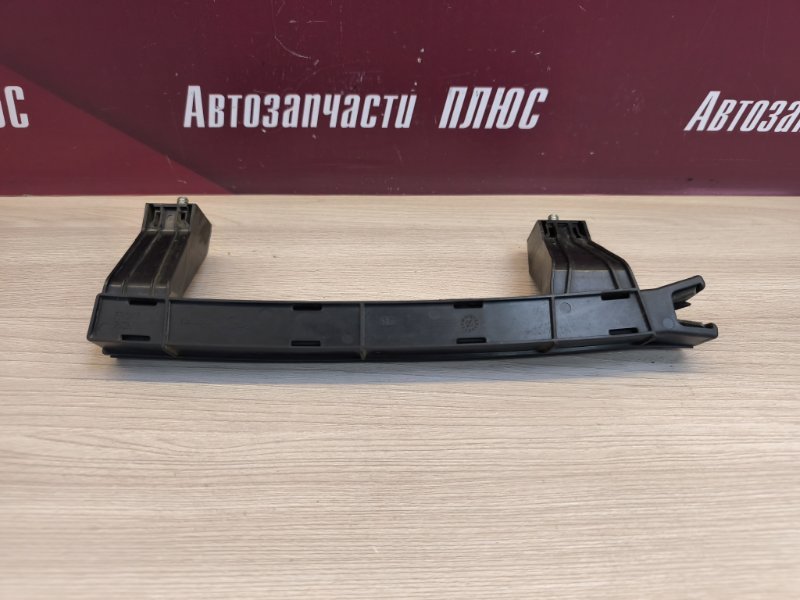 Направляющая стекла     двери