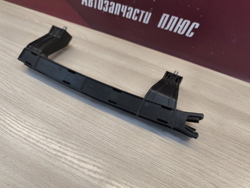 Направляющая стекла     двери