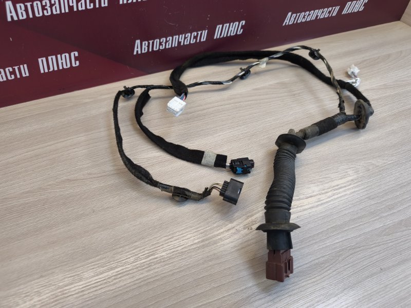 Проводка      двери