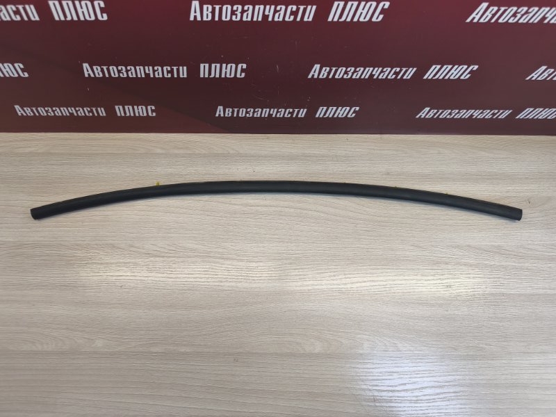 Уплотнительная резинка боковой двери