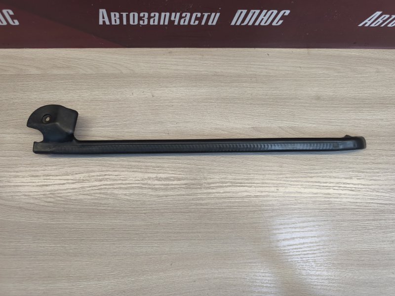 Уплотнитель двери