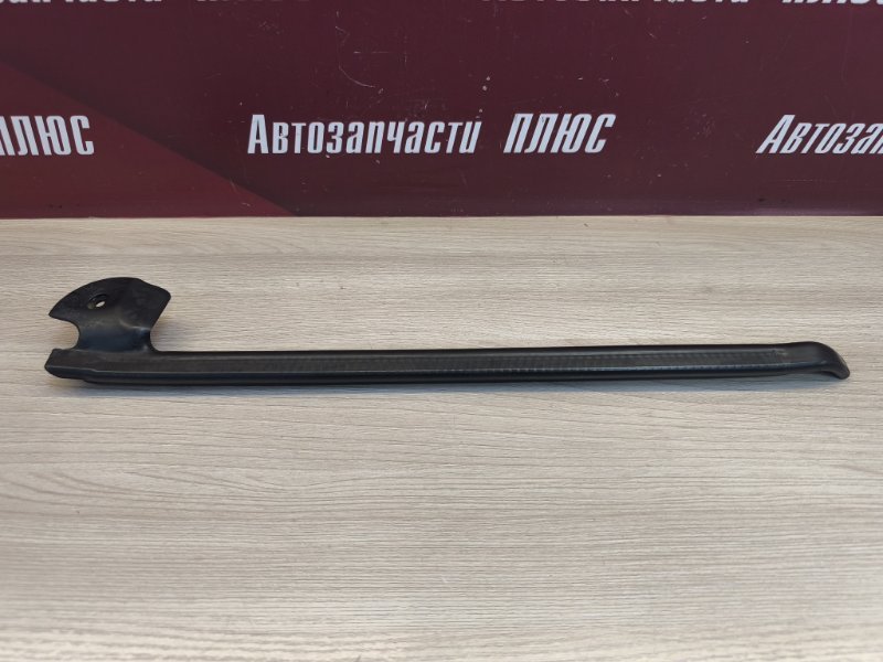 Уплотнитель двери