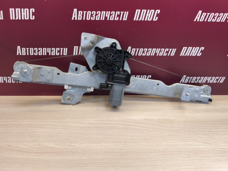 Стеклоподъемник    двери