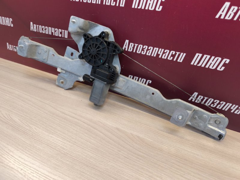 Стеклоподъемник    двери