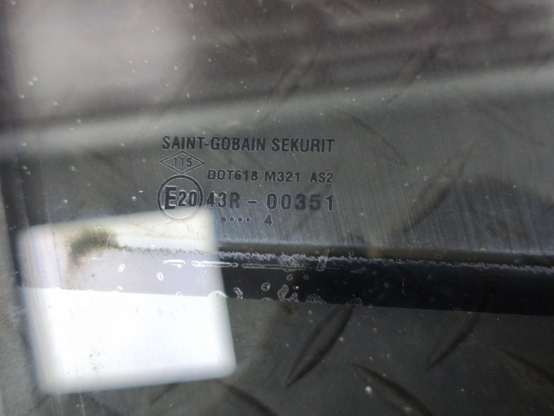 Стекло двери