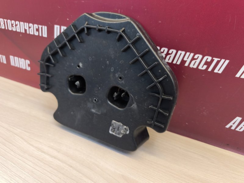 Кронштейн стеклоподъемника