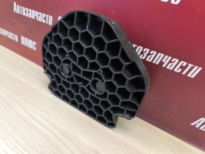 Кронштейн стеклоподъемника