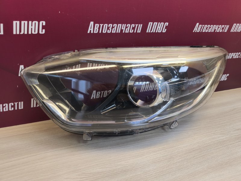 Стекло фары