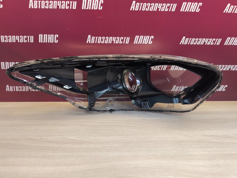 Стекло фары