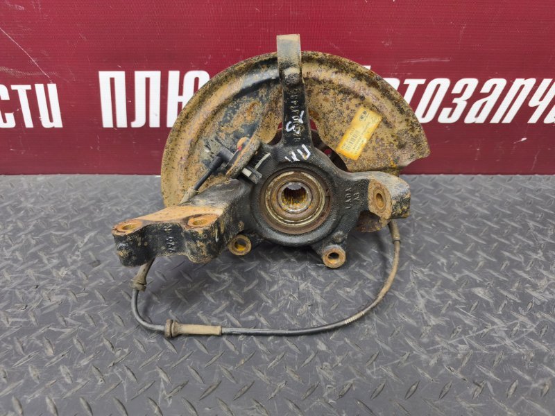 Кулак поворотный