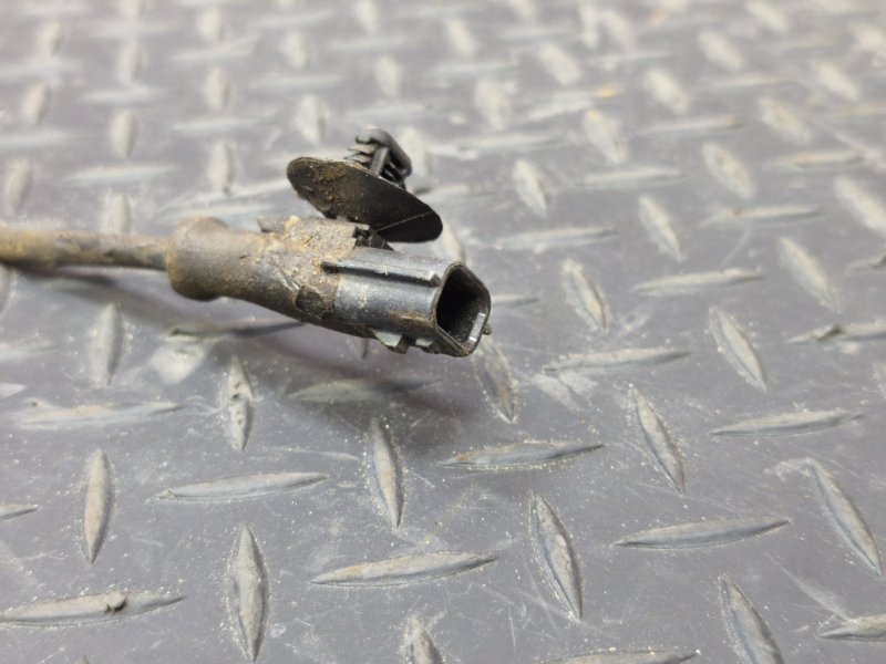 Кулак поворотный