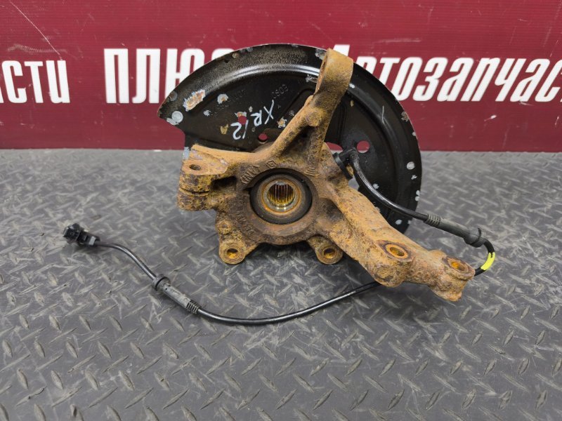 Кулак поворотный