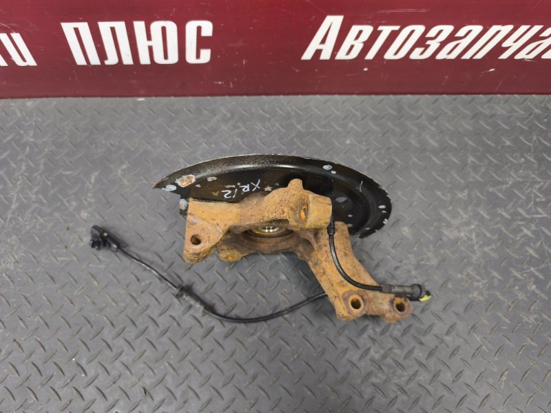 Кулак поворотный