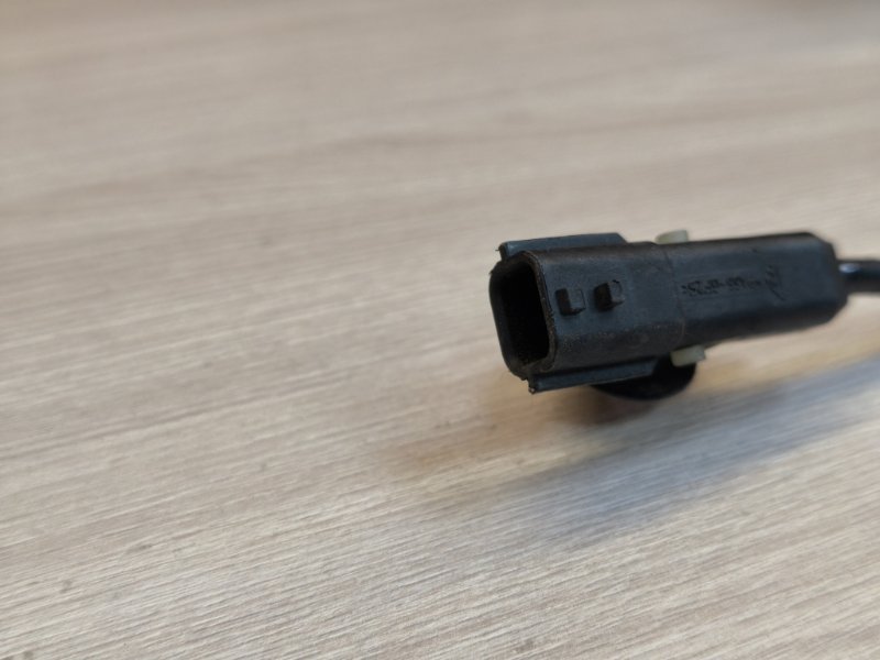 Кулак поворотный