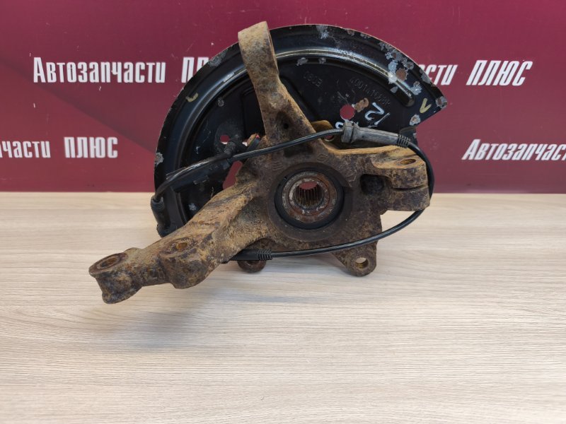 Кулак поворотный