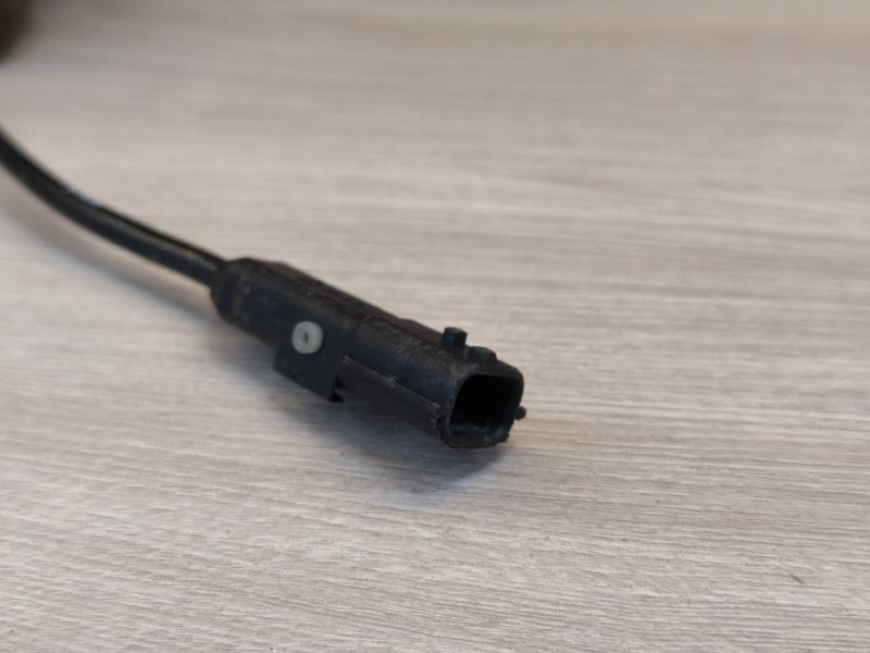 Кулак поворотный