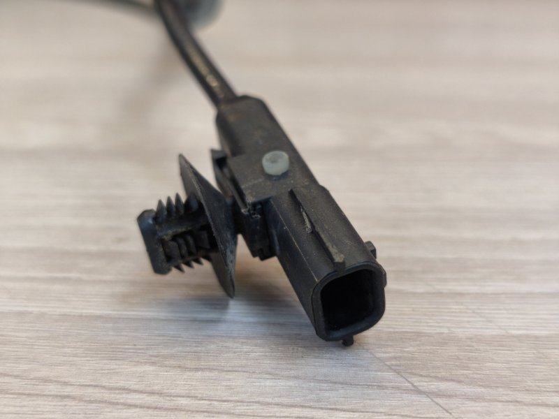 Кулак поворотный