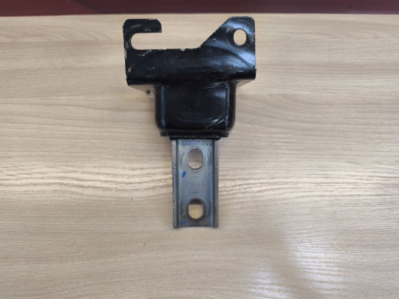 Опора двигателя