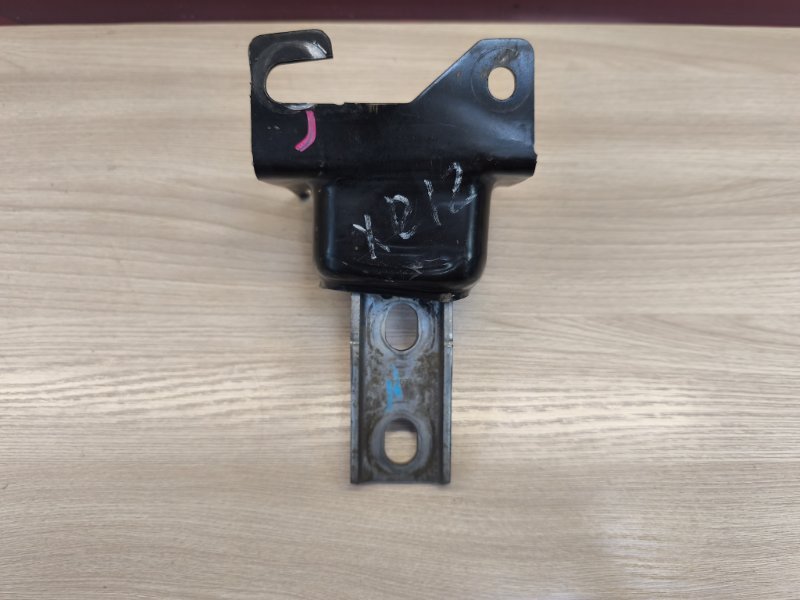 Опора двигателя