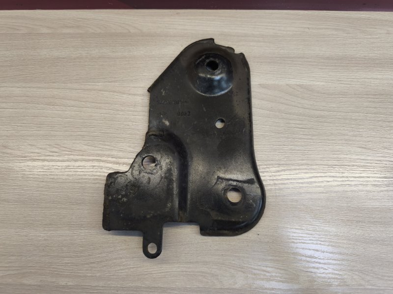 Кронштейн подрамника