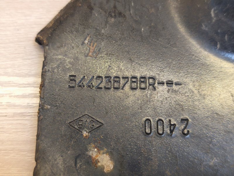 Кронштейн подрамника